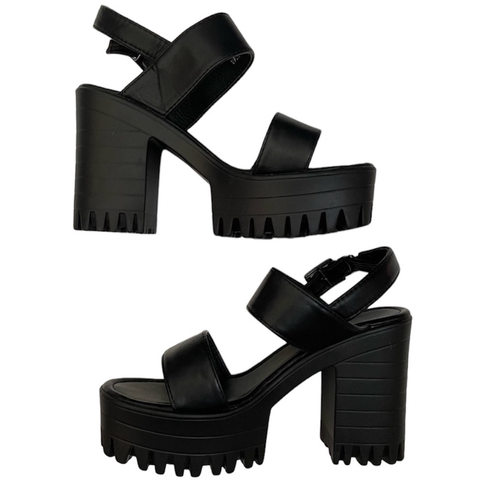 MDE Chunky Black Platform Heels